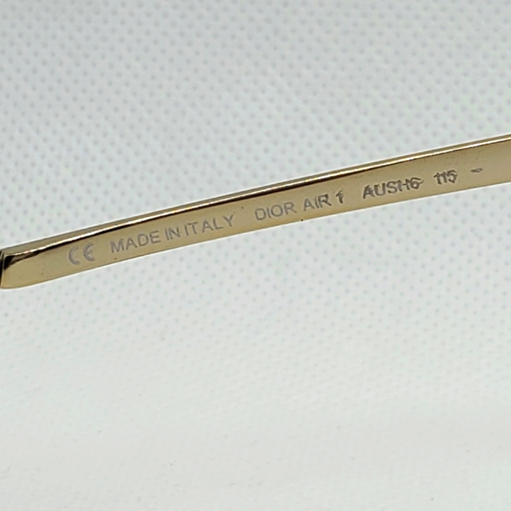 Dior Gold-Toned Oversizes Sunglasses For Women - Picture 10 of 10